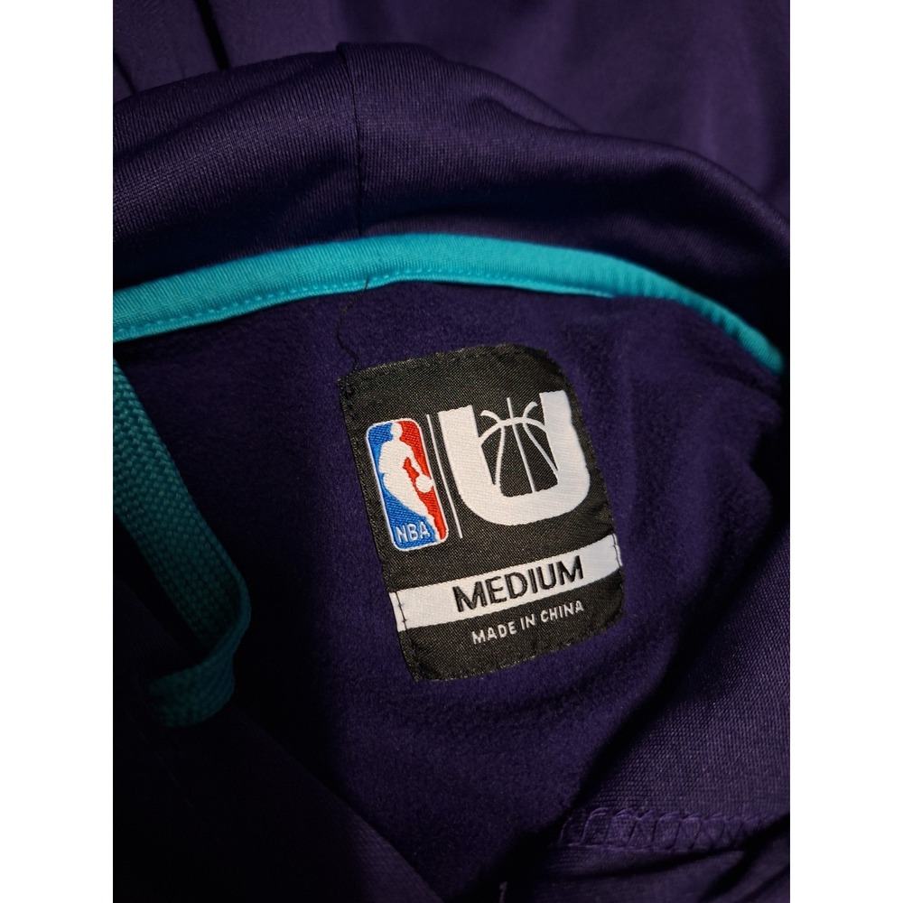 Charlotte Hornets Purple Hoodie Pullover Sweatshirt Size Medium NBA Basketball - Picture 4 of 7